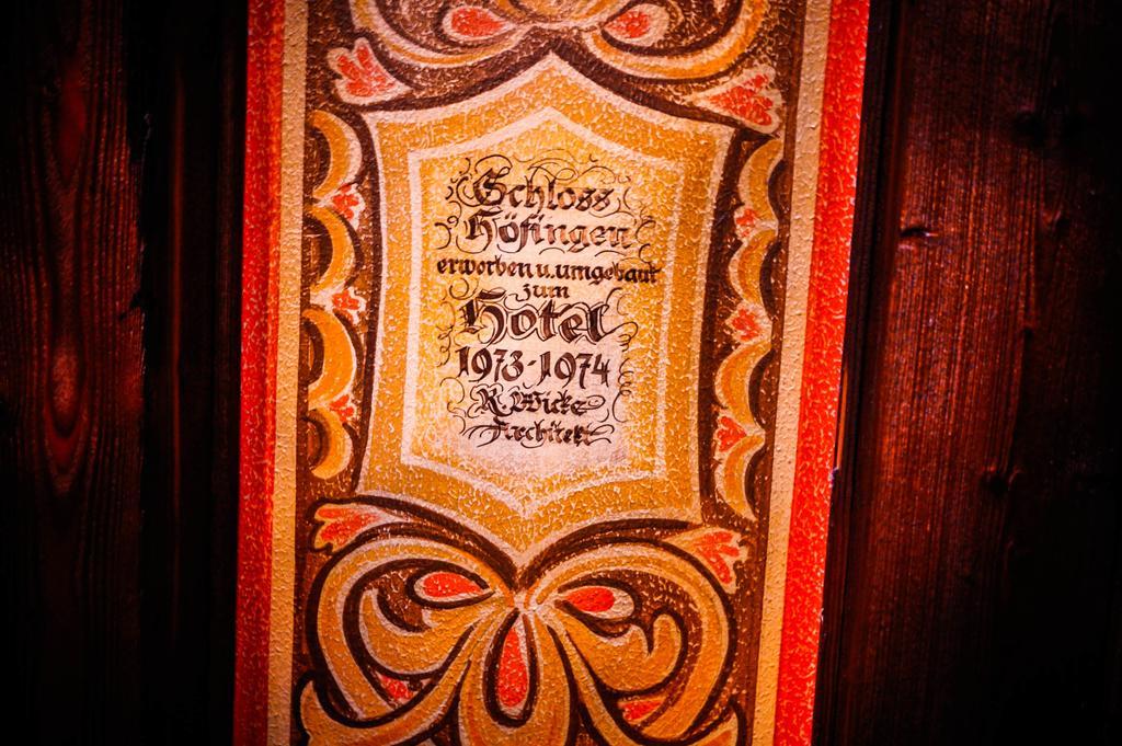 Schlosshotel Hoefingen Леонберг Экстерьер фото