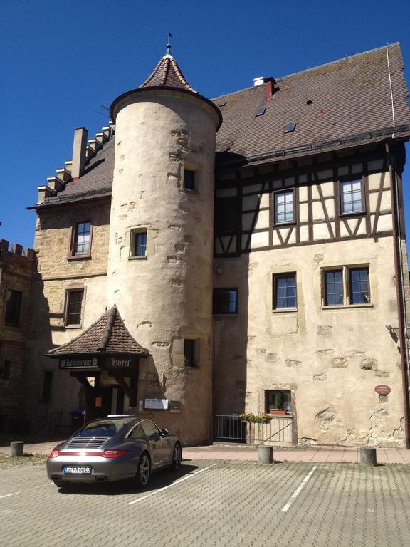 Schlosshotel Hoefingen Леонберг Экстерьер фото